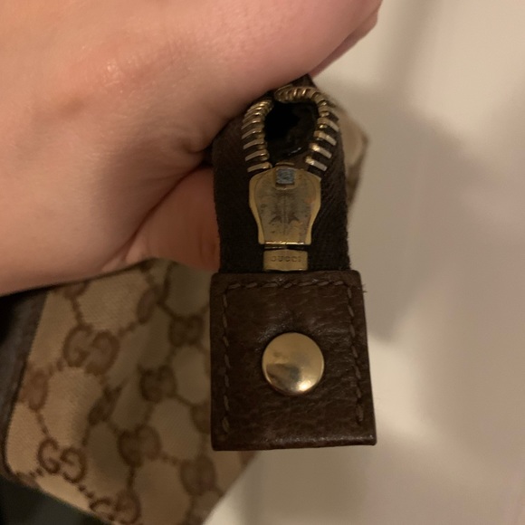 Small Brown Gucci Abby Tote in GG Supreme Canvas - Picture 7 of 16